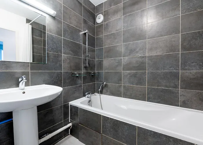 T3 Grenoble, Confort, Balcon, Wifi גרנובל