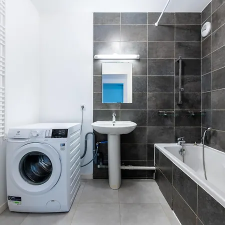 T3 Grenoble, Confort, Balcon, Wifi * グルノーブル